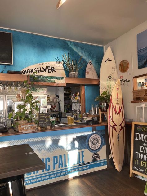 Surfer Shop Aesthetic, Bloxburg Surf Shop, Surf Shack Aesthetic, Beach Coffee Shop Aesthetic, Surf Shack Bedroom, Surf Restaurant, Beach Cafe Aesthetic, Beach Hut Cafe, Smoothie Shack