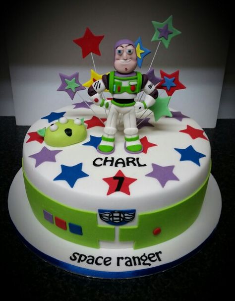 Buzz lightyear cake Boss Light Year, Lightyear Birthday Cake, Buzz Lightyear Cake, Lightyear Cake, Happy Birthday Google, Buzz Lightyear Party, Buzz Lightyear Birthday, Toy Story Cakes, Mickey Mouse Parties