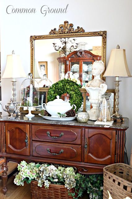 common ground : Christmas in the Dining Room Dining Room Buffet Decor, Decoration Buffet, Best Buffet, Buffet Decor, Buffet Restaurant, Savvy Southern Style, Dining Room Buffet, Beautiful Dining Rooms, Common Ground