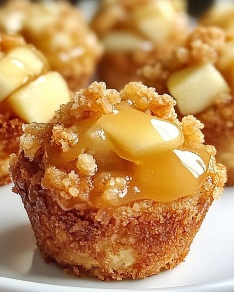 Avani Recipes | Apple Crisp Bites 😍 | Facebook Apple Crisp Bites, Recipe For Apple Crisp, Reese's Peanut Butter Cheesecake, Cake Roll Recipes, Strawberry Shortcake Recipes, Apple Dessert Recipes, Pecan Pie Recipe, Apple Crisp Recipes, Peanut Butter Brownies