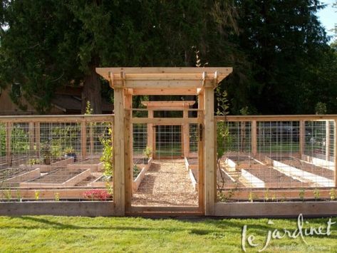 Pacific Northwest Garden, Northwest Garden, Rustic Landscaping, Raised Vegetable Gardens, Small Vegetable Gardens, Backyard Vegetable Gardens, Garden Design Layout, Garden Area, Garden Design Plans