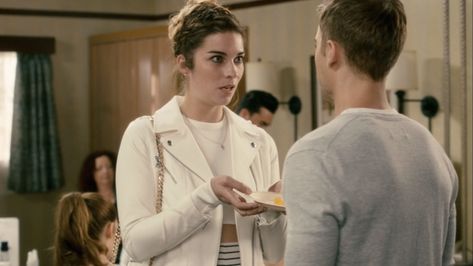 Dustin Milligan, Annie Murphy, Schitt's Creek, Schitts Creek, Hair Cut, Hair Inspo, Chef's Jackets, Hair Cuts, Hair