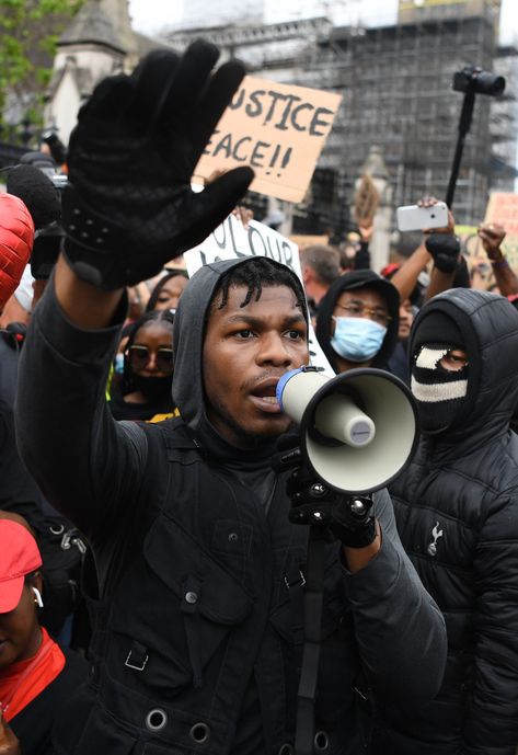 Protesting Photography, Protest Photography, I Want To Be Friends, Black Protest, People Protesting, Blm Protest, Black Lives Matter Poster, Black Power Movement, Want To Be Friends