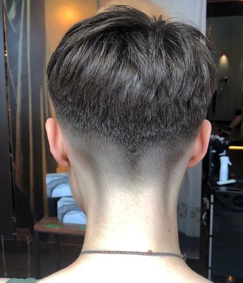 Messy Bob Hairstyles, Shaved Nape, Men Hair Color, Super Short Hair, Hairstyles Women, Good Hair, Very Short Hair, Haircut And Color, Undercut Hairstyles