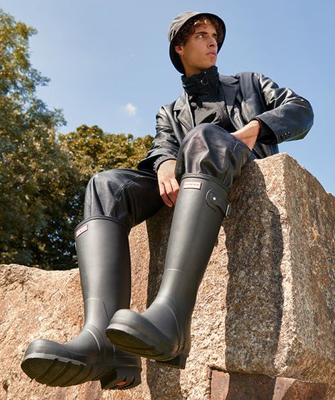 Women – Hunter Boots UK Rubber Boots Outfit, Hunter Rubber Boots, Merry People, Mens Tall Boots, Best Rain Boots, Mens Waterproof Boots, Hunter Boots Socks, Tall Rain Boots, Hunter Wellies