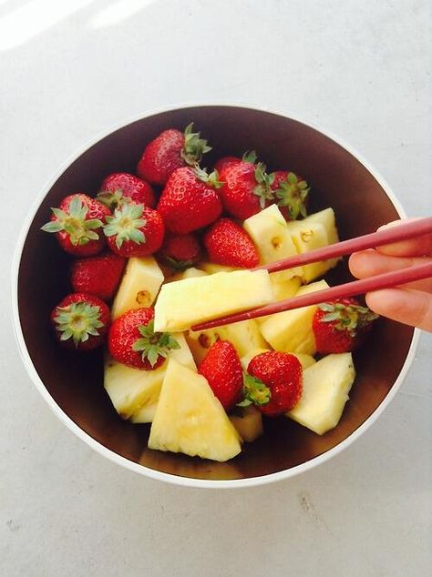 Summer Breakfast, Food Goals, Fruit And Veg, Pretty Food, Food Cravings, Food Inspiration, Love Food, Health Food, Healthy Breakfast