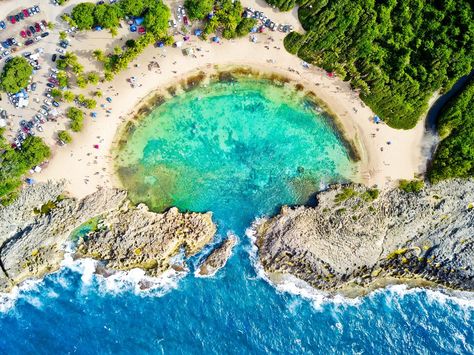 PLAYA MAR CHIQUITA, PUERTO RICO (CARIBBEAN) The name of this shell-shaped beach means "little sea" in Spanish Puerto Rico Beaches, Bioluminescent Bay, El Yunque National Forest, Puerto Rico Trip, Puerto Rico Vacation, Natural Pool, Beaches In The World, Most Beautiful Beaches, Natural Wonders