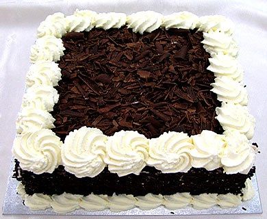 Forest Cake Decoration, Black Forest Cake Decoration, Square Birthday Cake, Square Cake Design, Fruit Cake Design, Happy Anniversary Cakes, Chocolate Cake Designs, Birthday Sheet Cakes, Online Cake Delivery