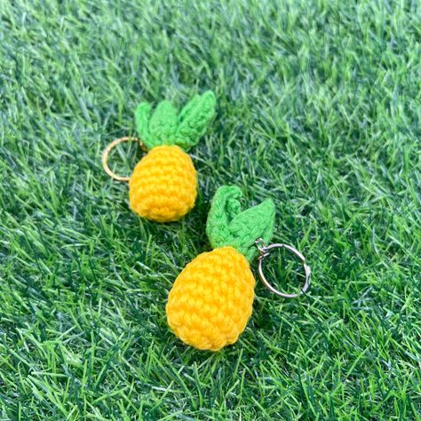 Kirby Journal, Crochet Pineapple, Keychain Crochet, Pineapple Crochet, Red Heart Yarn, Crochet Keychain, End Of The Year, Kirby, Red Heart