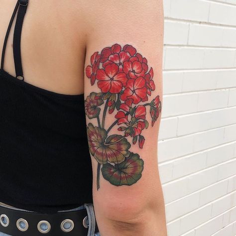 Ali on Instagram: “Loved doing this geranium for Ruby ✨ one of my favourite flowers for sure x” Red Geraniums Tattoo, Red Geranium Tattoo, Geranium Tattoo Black And White, Geraniums Tattoo, Tattooed Grandma, Geranium Tattoo, Petunia Tattoo, Red Flower Tattoos, Trad Tattoos