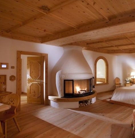 Cob Fireplace, Cob House Interior, Casa Hobbit, Earthship Home, Earthy Home, Mud House, Dome Home, Natural Homes, Sofa Chairs