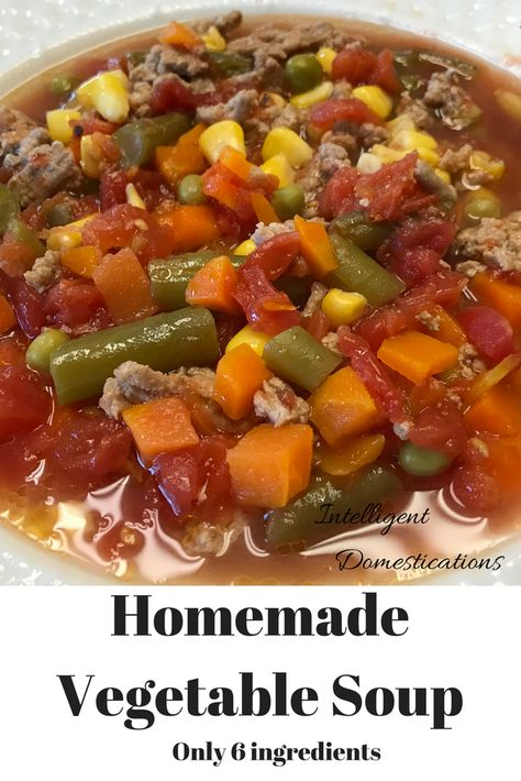 Easy Homemade Vegetable Soup recipe with only 6 ingredients. Can be made in the Slow Cooker or on the stove top. #soup #onepotmeal Vegetable Soup Crock Pot, Homemade Vegetable Soup, Soup Vegetable, Recipe Soup, Vegetable Soup Recipe, Beef Soup Recipes, Vegetable Beef Soup, Nice Dinner, Turkey Soup