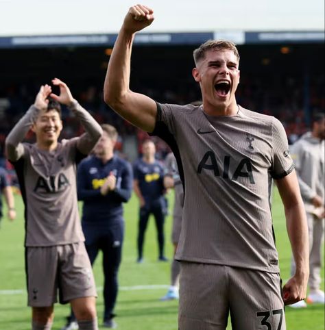 Winning goalscorer Micky van de Ven celebrates the victory with the travelling Spurs fans. Photograph: David Klein/Reuters Lucas Bergvall, David Klein, Spurs Fans, Luton Town, Tottenham Hotspur, Football Players, Premier League, Victorious, Soccer