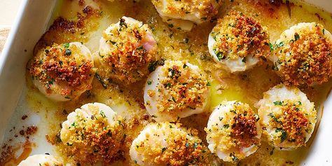 Panko- & Parmesan-Crusted Baked Scallops Recipe | EatingWell Scallops Recipes, Oven Meals, Scallops Recipe, Batch Recipes, Baked Scallops, Quick Bites, Paleo Foods, Eating Healthier, Scallop Recipes