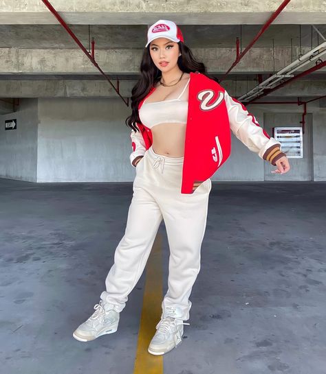 Sail Outfit, Air Jordan 4 Sail, Jordan 4 Retro Off White, Jordan 4 Sail, Outfit Streetwear, Streetwear Sneakers, Jordan 4 Retro, Air Jordan 4, Travis Scott