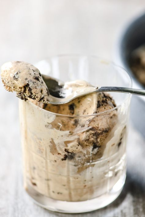 Coffee cookies and cream ice cream takes two favorite flavors and combines them into summer's best dessert ever. We'll take a double scoop! Cookies And Cream Ice Cream Ninja Creami, Cookies And Cream Ice Cream, Cookie N Cream Ice Cream, Coffee Cookies And Cream Ice Cream, Cookies And Cream Protein Ice Cream, Easy Custard, Freezer Containers, Making Homemade Ice Cream, Ice Cream Mixture