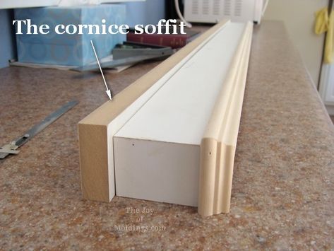 20-how-to-build-diy-window-valance-cornice-box Wooden Valances For Windows, Window Valance Box, Wood Valence, Kitchen Molding, Wood Window Valance, Cornice Board Ideas, Kitchen Cornice, Diy Window Valance, Cornice Ideas