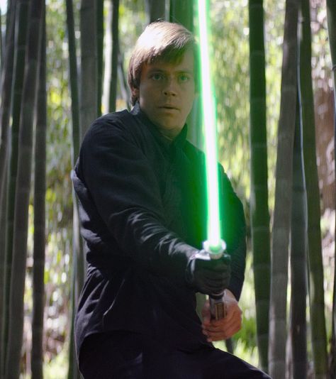 Jedi Grand Master, Star Wars Luke, Star Wars Luke Skywalker, Jedi Knight, Jedi Master, Mark Hamill, Star Wars Wallpaper, Star Wars Pictures, Last Jedi