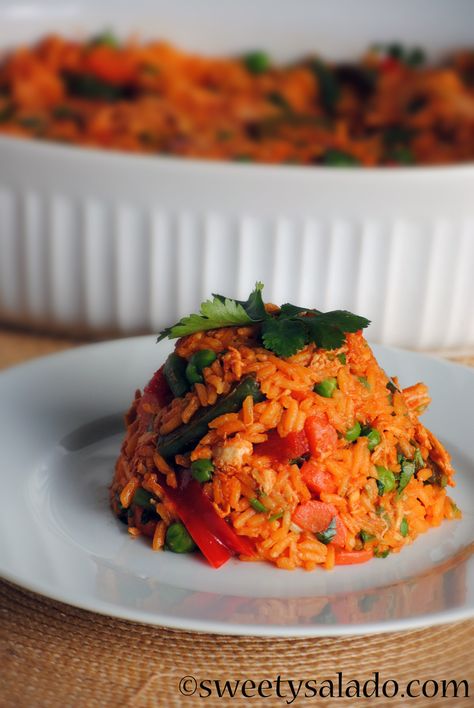 Colombian Arroz Con Pollo (Chicken and Rice) Columbian Rice, Columbian Recipes, Colombian Dishes, Colombian Recipes, Colombian Cuisine, Authentic Mexican Recipes, Hispanic Kitchen, Colombian Food, Hispanic Food