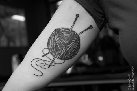 Yarn Tattoo, Tattoo Side, Knitting Tattoo, River Tattoo, Sheep Tattoo, Best Tattoo Ideas, World Tattoo, Tattoo Project, Side Tattoos