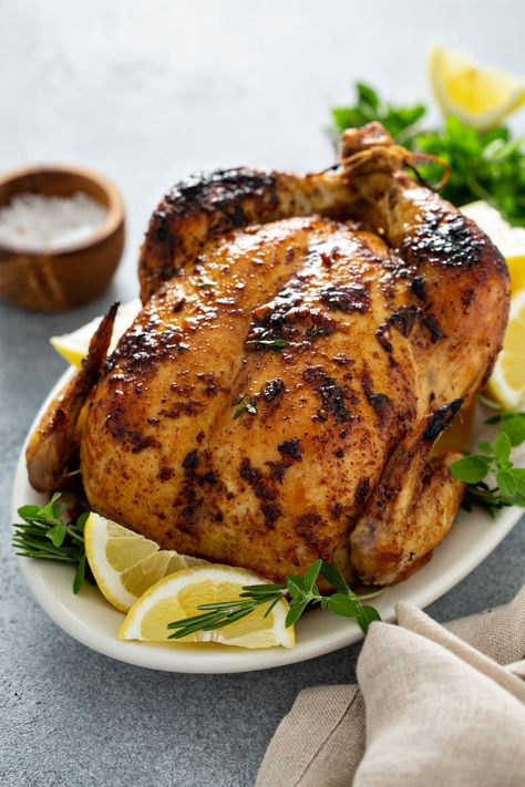 The best roasted chicken is flavorful, moist, tender, and so easy to make! You'll never cook chicken any other way! #recipe #chicken #whole #roasted Whole Chicken Recipes Oven, Best Roasted Chicken, Mediterranean Foods, Chicken Roasted, Trini Food, Oven Chicken Recipes, Whole Chicken Recipes, Recipes Oven, Whole Roasted Chicken