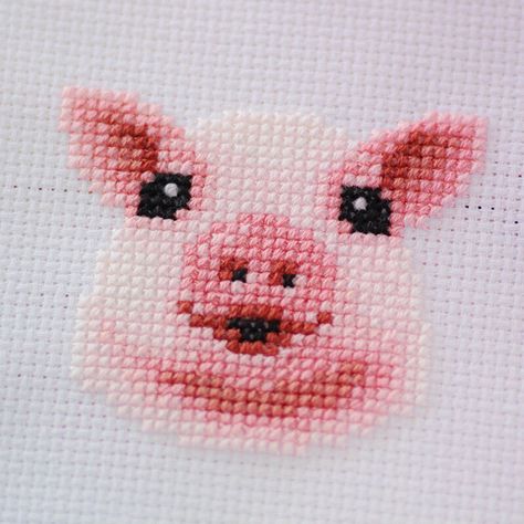 Pig Cross Stitch, Pig Embroidery, Happy Pig, Small Cross Stitch, Animal Cross Stitch Patterns, Mini Cross Stitch, Baby Cross, Cross Stitch Borders, Cute Cross Stitch