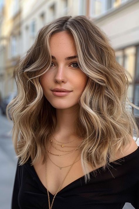 Blonde hair gets a fall refresh! Trending blonde hairstyles for Fall 2024 include sun-kissed highlights, creamy beige tones, and caramel balayage. These fresh ideas are perfect for your autumn makeover. 🍁💫 #BlondeHairInspo #FallHairTrends #TrendingBlondeHairstyles #GoldenBlonde #FreshIdeas #SeasonalHair #BlondeGlow #AutumnStyle #HairTransformation #BlondeVibes Creamy Beige Hair, Layered Long Hairstyles, Medium Length Haircuts For Women, Blonde Hair Trends, Blonde Highlights Ideas, Blond Beige, Hairstyles For Fall, Mom Haircuts, Balayage Blond