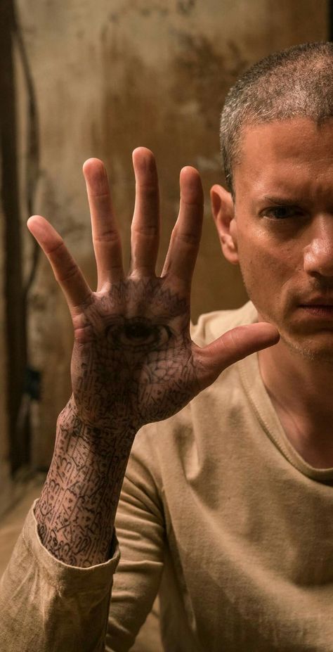 Micheal Scofield Tattoos, Prison Break Wallpapers Iphone, Micheal Scofield Wallpaper, Michael Scofield Tattoo, Wentworth Miller Wallpaper, Prison Break Wallpapers, Prison Break Tattoo, Prison Break Season 5, Prison Break Michael