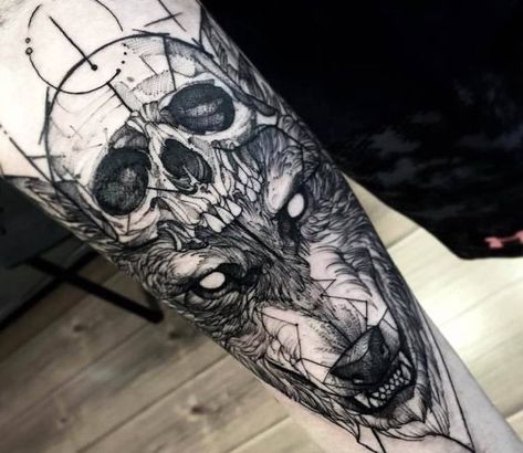 Awesome Black and grey Skull and Wolf tattoo art works by artist Fredao Oliveira | Post 14490 | World Tattoo Gallery - Best place to Tattoo Arts Wolf And Skull Tattoo, Tattoo Pocket Watch, Fenrir Tattoo, Kame House, Tier Tattoo, Wolf Skull, Geometric Wolf, Sick Tattoo, Cool Forearm Tattoos