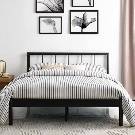 Minimalist Bed Frame Metal, Black Metal King Bed Frame, Metal Platform Bed Frame Bedroom Ideas, Black Bed Frame Aesthetic, Modern Metal Bed Frame, Cama Industrial, Industrial Bed Frame, Full Platform Bed, Ikea Bedroom