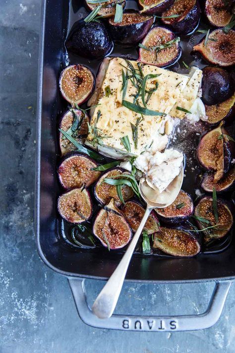 Baked Feta and Figs Recipe | Leite's Culinaria Fig Recipes Healthy, Baked Feta With Honey, Feta With Honey, Baked Feta Recipe, Feta Recipe, Thanksgiving Appetizer Recipes, Baked Feta, Elegant Appetizers, Feta Recipes