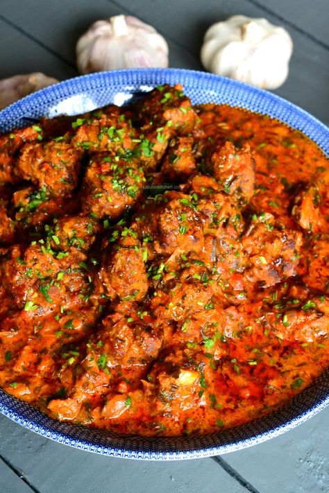 Garlic Tandoori Masala Meatballs – Kaluhi's Kitchen Indian Food Names, Meatball Recipes Easy, Mutton Recipes, Tandoori Masala, Egg Curry, Curry Recipes Indian, Mince Recipes, Indian Street, Curry Dishes