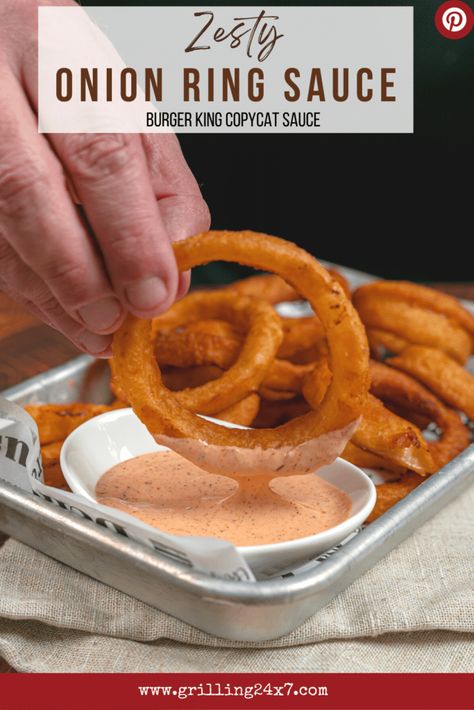 dipping crispy onion rings into zesty onion ring sauce Onion Ring Dipping Sauce, Burger King Copycat, Onion Rings Dipping Sauce, Burger King Onion Rings, Onion Ring Sauce, Burger King Zesty Sauce, Onions Rings, Air Fryer Onion Rings, Sauce Burger