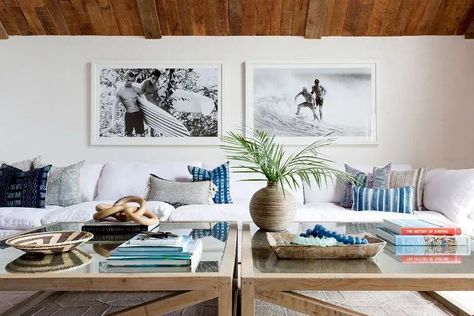 Kate Lester Interiors, Malibu Beach House, Summer Living Room, Malibu Beach, White Upholstery, Coastal Living Rooms, Malibu Beaches, Modern Beach House, Beach House Interior