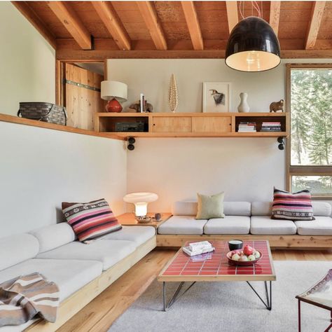 Heath Tile, Lake Tahoe Cabin, Tahoe Cabin, Built In Sofa, Heath Ceramics, Diy Sofa, A Living Room, 인테리어 디자인, Interior Inspiration