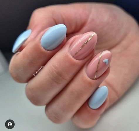 Blue And Coral Nails, Blue And Nude Nails, Nails Beige, Belle Nails, Business Nails, Light Blue Nails, Sunflower Nails, Coral Nails, Casual Nails