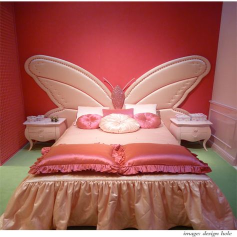 Honeymoon Suite? Kids room? Dodgy Hotel? Spread your wings!  #badfurniture #cons #bed #beds #furniture Funky Bedroom Decor, Butterfly Bed, Butterfly Tats, Girly House, Funky Bedroom, Butterfly Bedroom, Girls Furniture, Rainbow Bedroom, Spare Bed