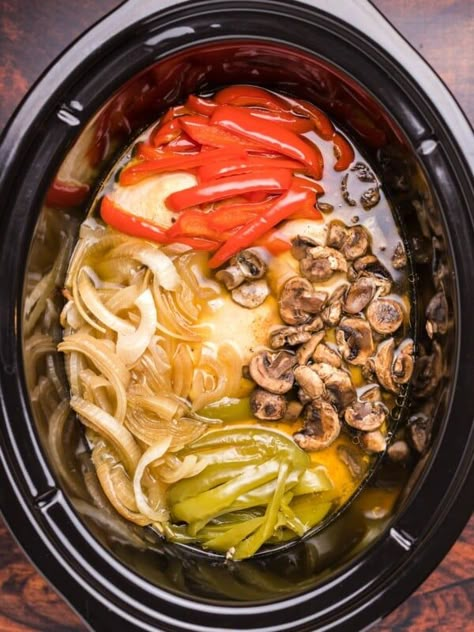 Chicken Philly Cheesesteak Instant Pot, Philly Cheese Chicken Crock Pot, Philly Crockpot Recipes, Chicken Philly Sandwich Crockpot, Chicken Cheese Steak Crockpot, Spicy Southern Kitchen Recipes Crock Pot, Crock Pot Chicken Philly, Crockpot Chicken Philly Sandwiches, Easy Dinner Recipes For Two Crockpot