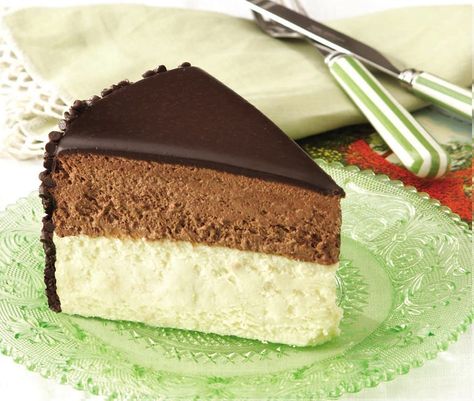 Famous Cheesecake Recipes, Junior Cheesecake Recipe, Juniors Chocolate Mousse Cheesecake Recipe, Juniors Cheesecake Recipe, Tuxedo Cheesecake Recipe, Jr Cheesecake Recipe, Tuxedo Cheesecake, Cheesecake Recipes No Bake, Cheesecake Recipes New York