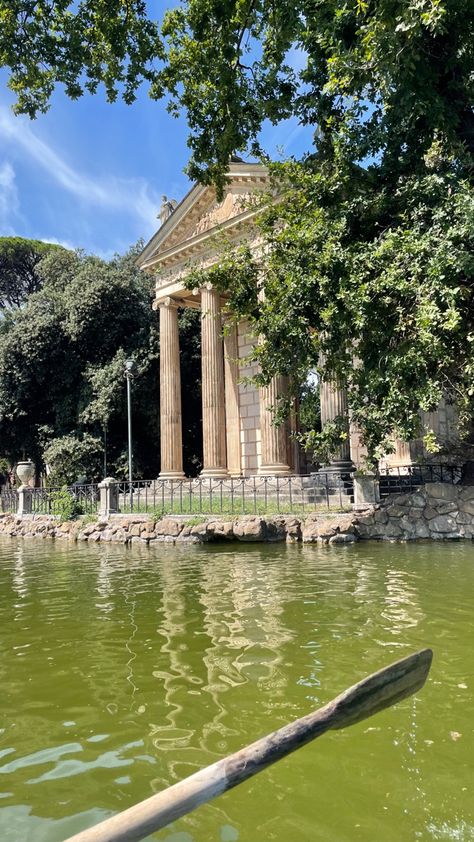 villa borghese/ rome Unrealistic House, Roma Aesthetic, Villa Borghese Rome, European Gardens, Rome Italy Aesthetic, Rome Summer, Traveling Board, Rome Trip, Rome Aesthetic