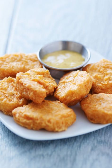 Chicken Potato Nuggets, Bare Chicken Nuggets Recipes, Mcdonald’s Chicken Nuggets Recipe, Chicken Nugget Mcdonalds, Mcdonald’s Chicken Nuggets, Chicken Nuggets With Potato, Mcdonalds Chicken Nuggets Recipe, Copycat Appetizers, Chicken Mcnuggets Recipe