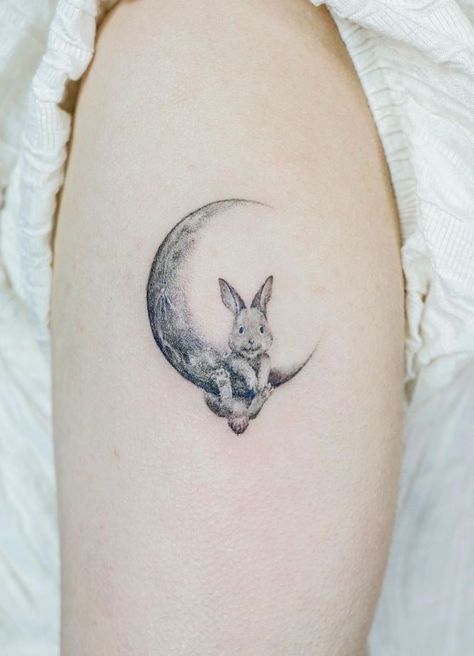 Moon Rabbit Tattoo, Moon Bunny Tattoo, Bunny Tattoo Small, Hase Tattoos, Rat Tattoo, Moon Bunny, Bunny Tattoo, About Moon, Heart Temporary Tattoos