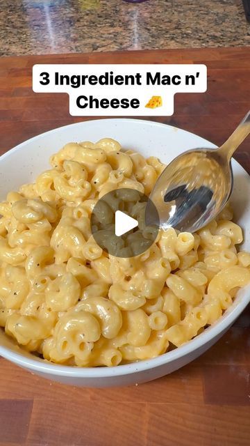 Beatdown BBQ on Instagram: "📸 SCREENSHOT of the Recipe at the end as well 😊   3 Ingredient Mac n Cheese!   Ingredients  ✅ 6 oz macaroni noodles ✅ 6 ounces of FRESHLY grated cheddar  ✅ 5 oz can of evaporated milk  Method  	1.	Add pasta to a sauce pan and add just enough water to cover  	2.	Boil pasta and stir continuously for 6 minutes or until water is almost gone 	3.	Add evaporated milk 🥛 and continue to stir until boiling  	4.	Add cheese and reduce heat to medium and stir until desired consistency  	5.	Taste for salt or add savory bbq rub  Enjoy!   #macncheese #easyrecipe #bbq" 1 Person Mac And Cheese, Homemade Mac And Cheese For Two, Home Made Mac N Cheese Sauce, Easy Mac And Cheese Sauce, Quick And Easy Mac And Cheese Recipes, Evaporated Milk Mac And Cheese, Easy Velveeta Mac And Cheese, How To Make Mac And Cheese, Small Batch Mac And Cheese