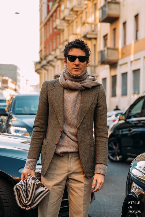 French Street Style Men, Milan Style Street, French Street Style Winter, Mens Parisian Style, Parisian Men, Style Chic Parisien, Dublin Fashion, Paris Office, French Men