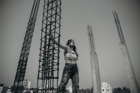 Girl portrait photography Construction Site Photoshoot, Black And White Model Photography, Construction Photo Shoot, Photoshoot Poses Ideas, Model Photoshoot Poses, Black And White Portrait Photography, Black And White Model, Black And White Models, Grad Shoot