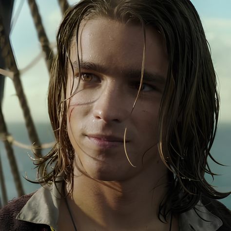 Henry Turner, Writing Inspiration Pictures, Pirate Face, Brenton Thwaites, The Pirate King, Pirate Life, Hottest Guy Ever, Will Turner, Dead Man