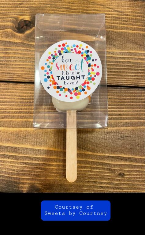 Teacher Appreciation Teacher Appreciation Cake Pops, Teacher Appreciation Treats Ideas, Teacher Appreciation Desserts, Teacher Appreciation Treats, Teacher Cakes, Dessert Gifts, Appreciation Ideas, Staff Appreciation, Teacher Appreciation Week