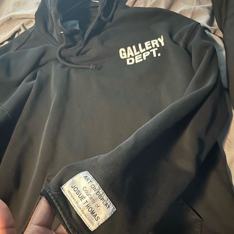 Gallery dept hoodie Gallery Dept Hoodie, Gallery Dept, Design Inspo, Pretty People, Bucket List, Closet, Fashion Tips, Clothes Design, Quick Saves