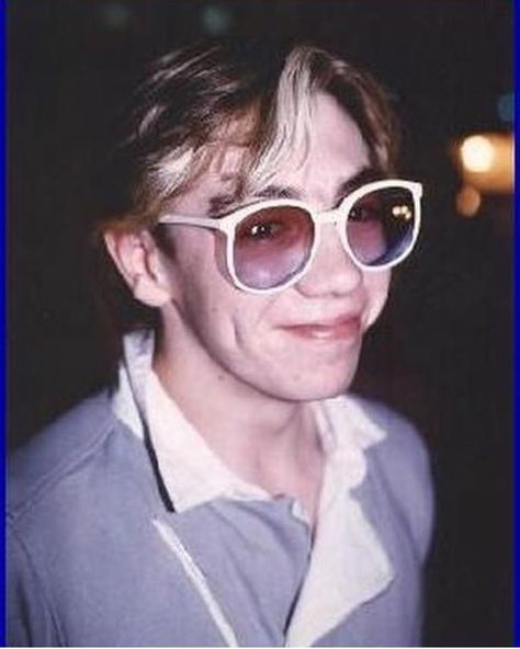 Paul Reynolds rare smile 😁 AFOS Paul Reynolds, 80s Pictures, Flock Of Seagulls, Taylor Dayne, Cyndi Lauper, Pictures Of People, Music Lover, New Wave, Music Is Life