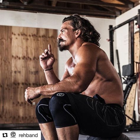 Josh Bridges Crossfit, Josh Bridges, Crossfit Men, Fit Physique, Crossfit Motivation, Crossfit Girls, Beard Styles For Men, Crossfit Games, Crossfit Athletes